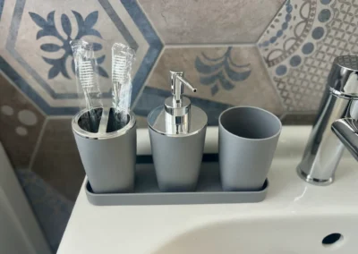 La finestra sul mare - bagno dettaglio